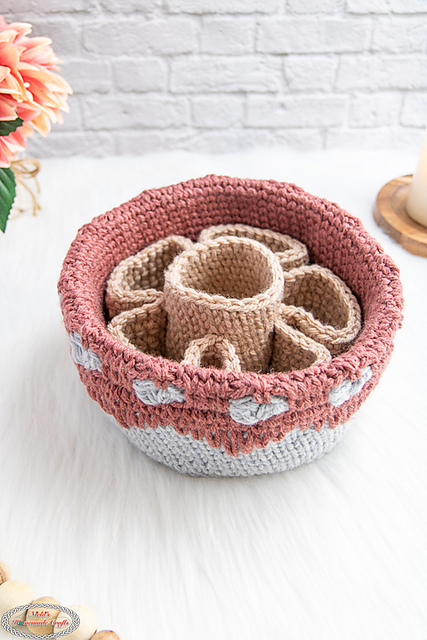 Heart Basket with Flower Divider