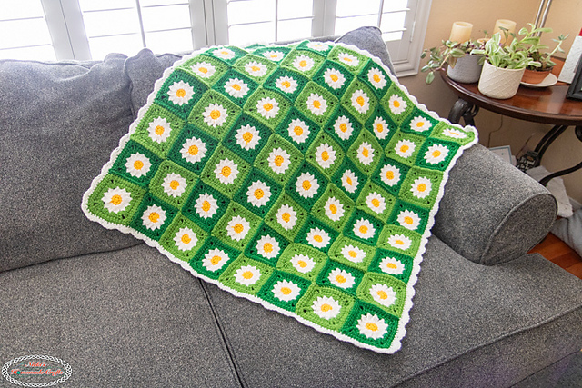 Daisy Granny Square Blanket