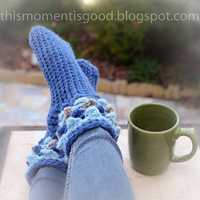 Scallop Stitch Slipper Socks