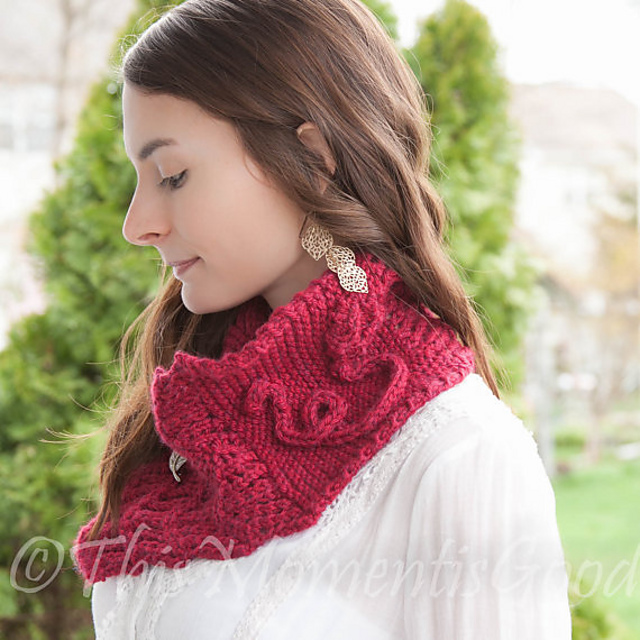 Wild Rose Cowl