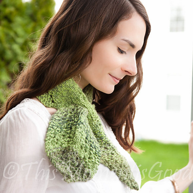 Leaves and Lace Ascot