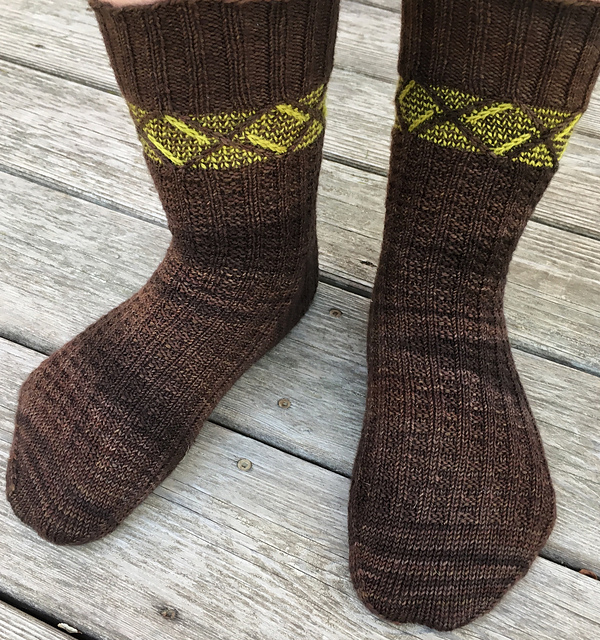 Crossbuck Socks