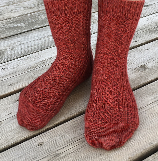 Dicentra Socks