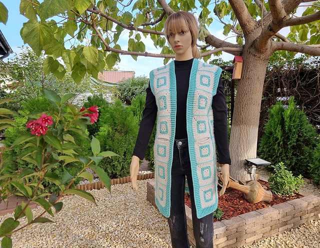 Vest with granny squares