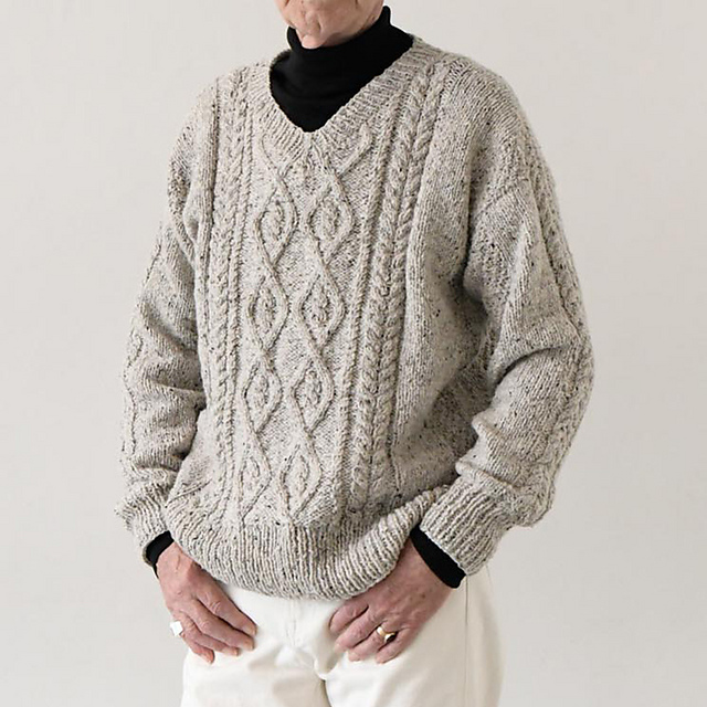 p.13 Cabled V-neck pullover