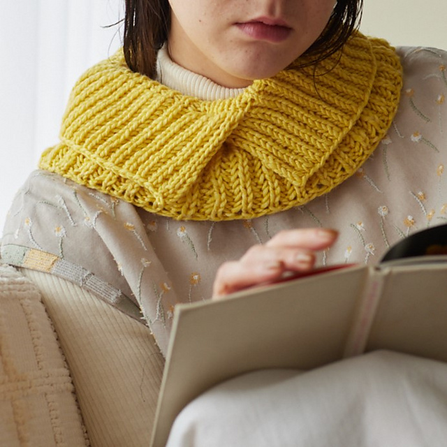 O. Neckwarmer
