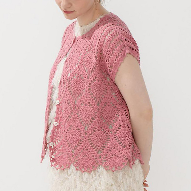p.24 Pineapple Scallop Cardigan