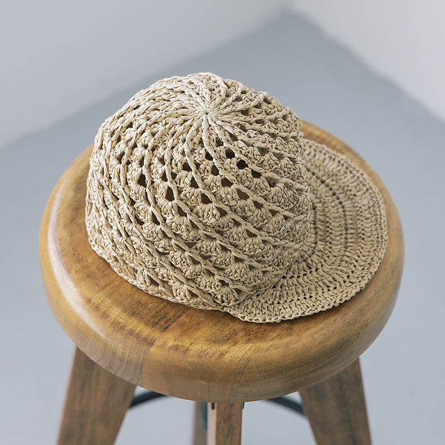 #09 Spiral Cap