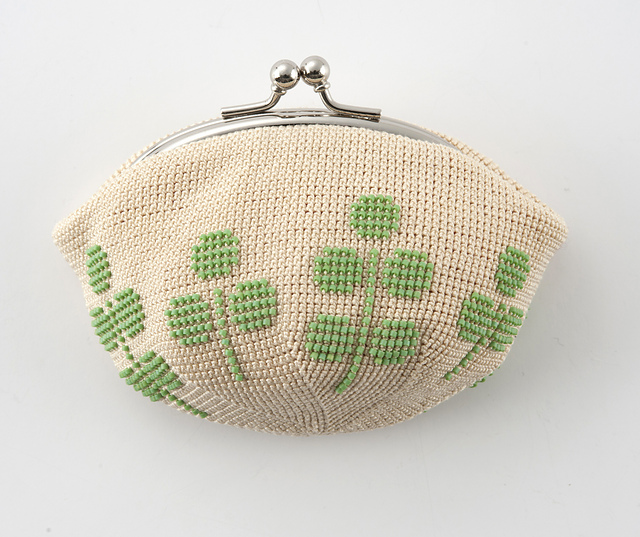 Coin Purse in Green Leaf Pattern