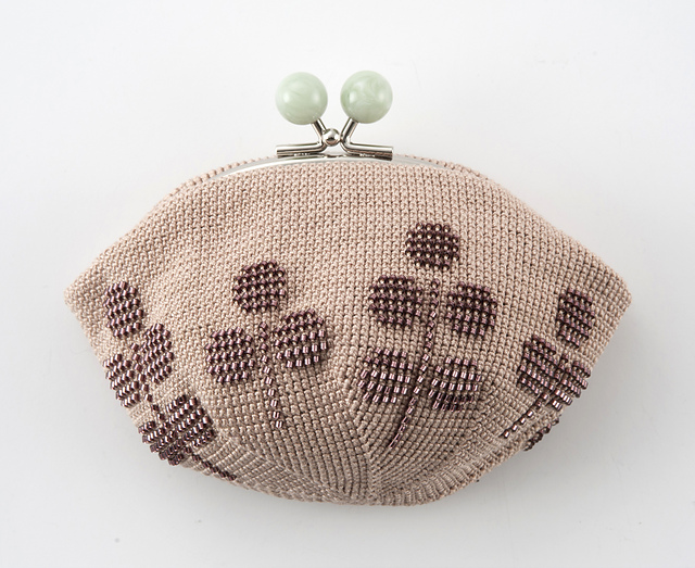 Coin Purse with Purple Leaf Pattern