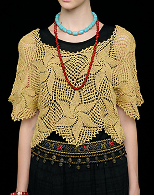 Pale Yellow Pullover　