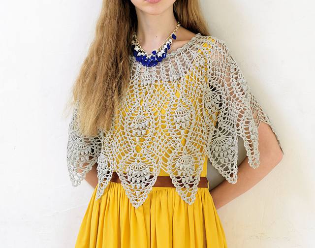 Poncho in Pineapple Pattern