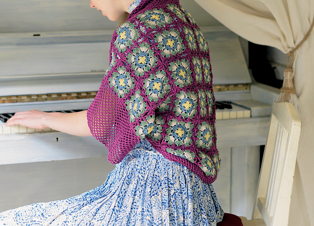 Bolero with Motifs in Nostalgic Color