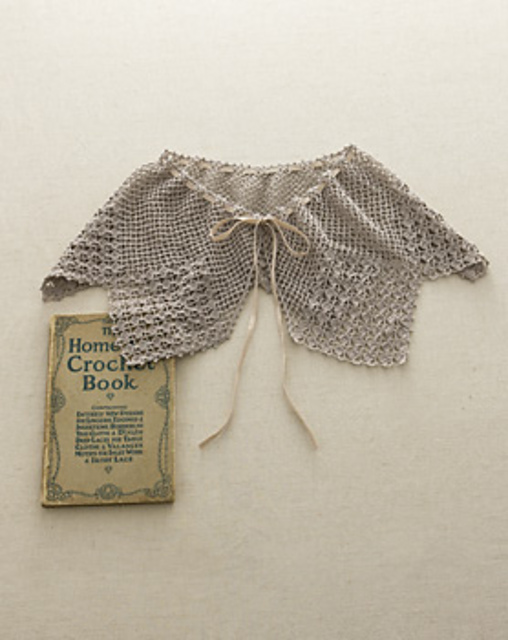 Mesh stitch Cape