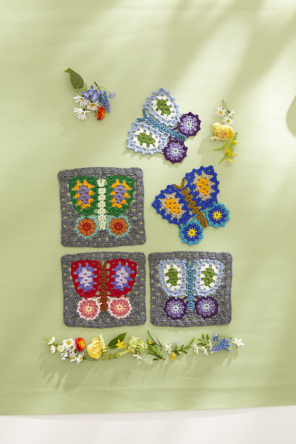 Butterfly Coverlet - p.45 Sommerfugl