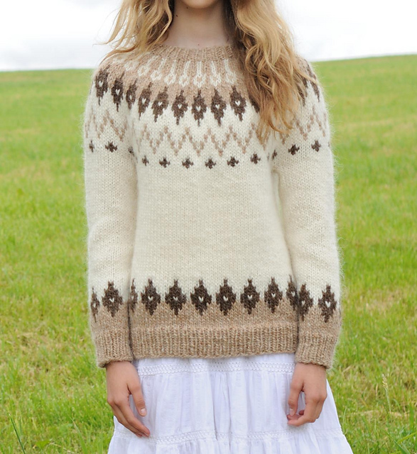 #01 Ladies' Pullover