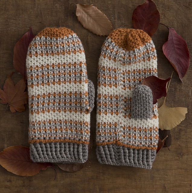 L. Mittens - Scale Crochet