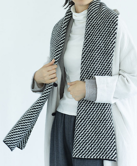 #23 Diagonal Stripe Scarf