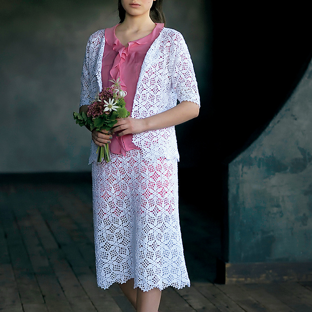 p.16 Crochet Two-Piece with continuous motifs