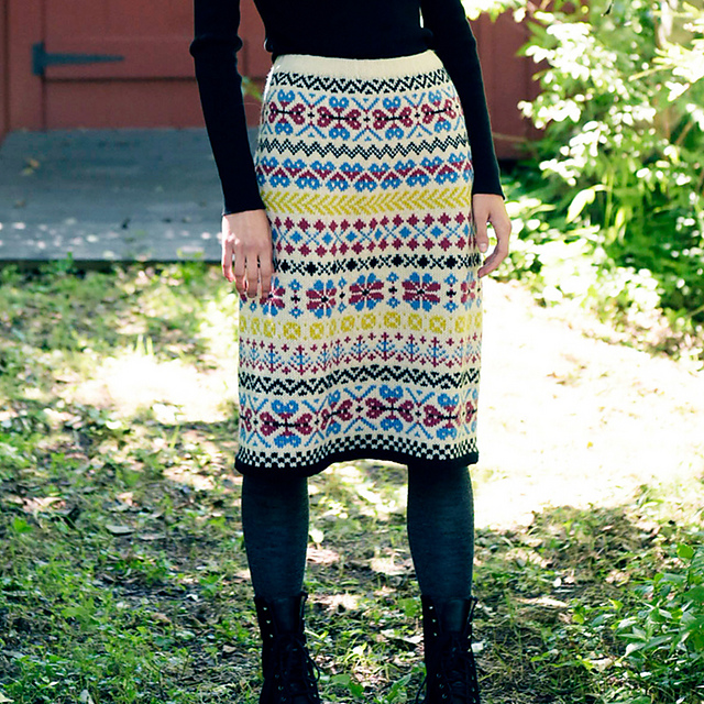 Ravelry: p.19 Flora Pattern Skirt pattern by Yoshiko Hyodo (兵頭良之子)