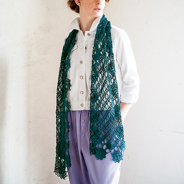 p.89 Bruges Diagonal Shawl