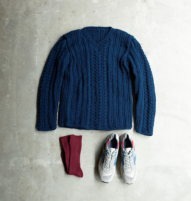 No.08 V-Neck Sweater