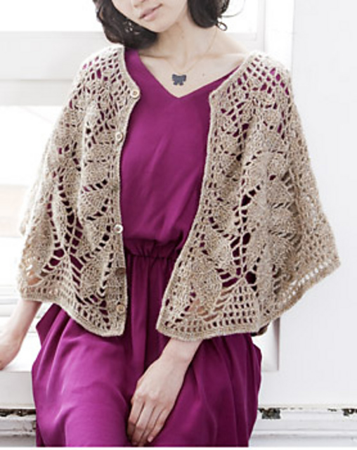 p.14 Leaf and Diamond pattern Poncho & Cape