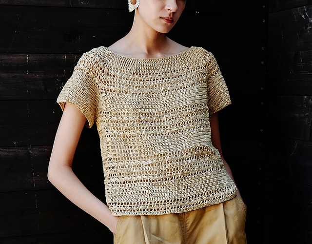#24 Crochet Raglan Pullover