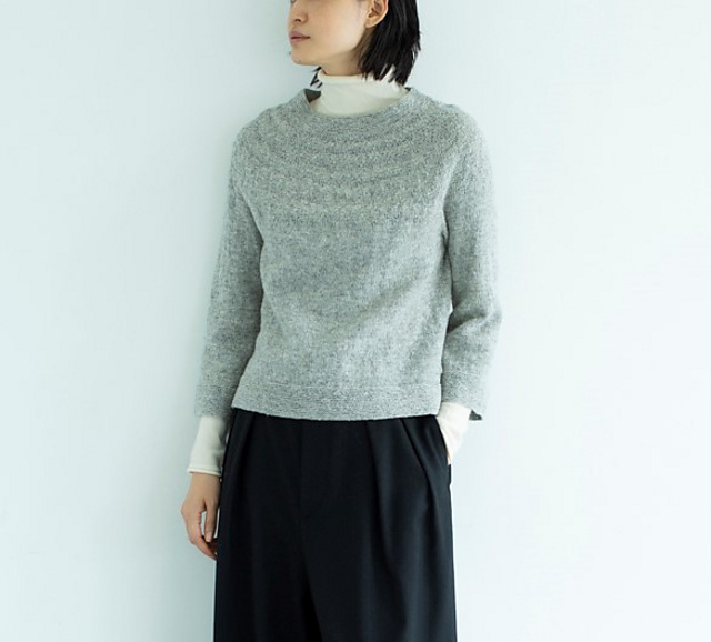 #04 Zigzag Yoke Sweater