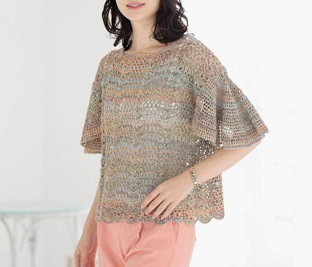#06 Flair Sleeve Pullover
