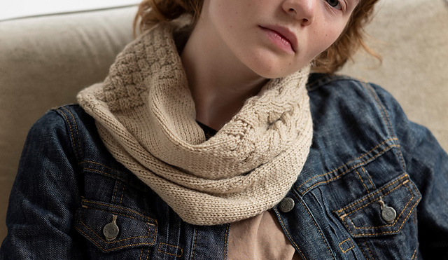 #06 Cable snood