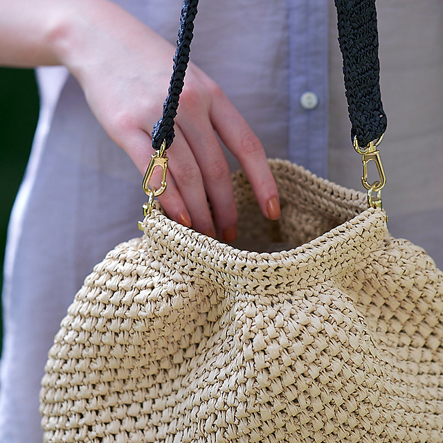 Ravelry: p.81 Large Flex Frame Bag pattern by Beyond The Reef (ビヨンドザリーフ)