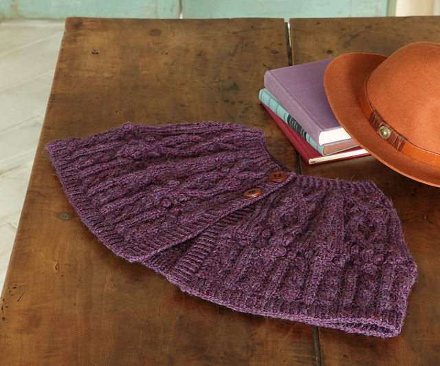 Round-yoke Aran Cape