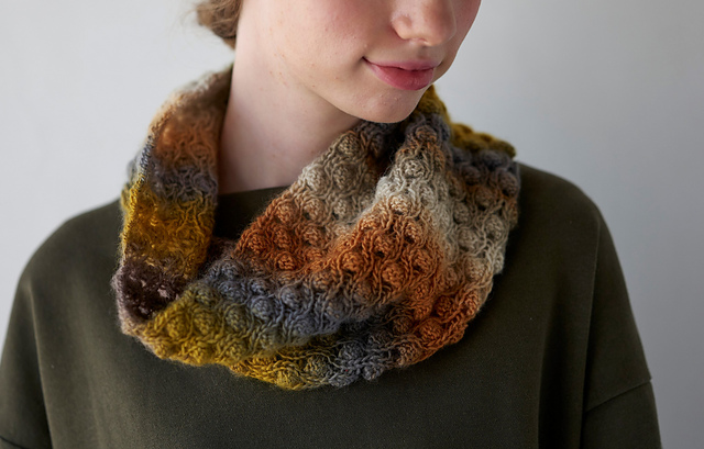 #20 Pebbly Snood
