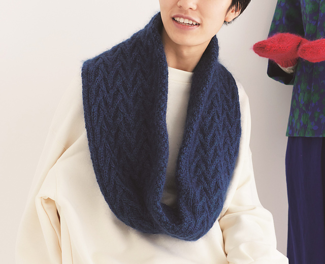 21 Voluminous Snood