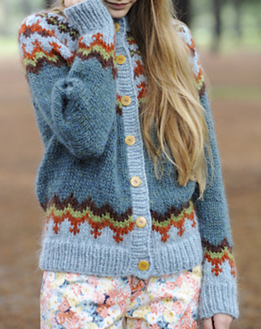 #14 Ladies' Cardigan