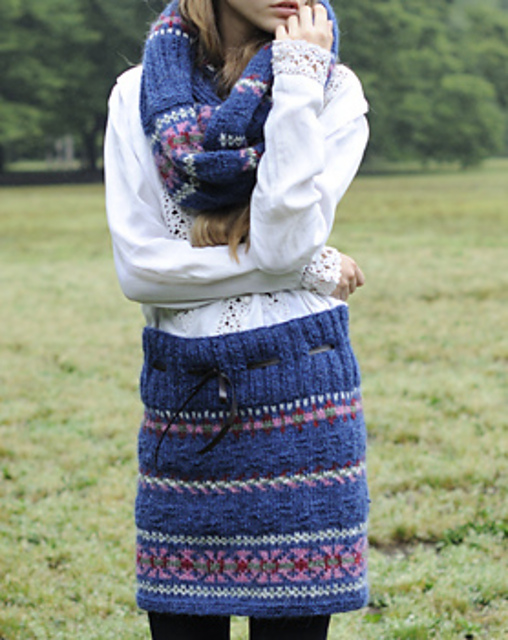 #29 Snood and Skirt