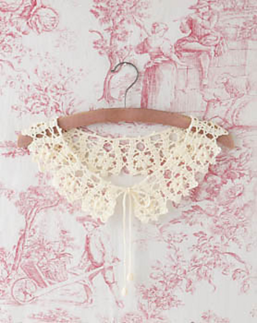 S. Bruges Flower Tippet