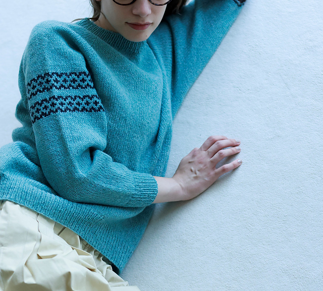 09 pullover（左右袖の模様が違うプルオーバー）