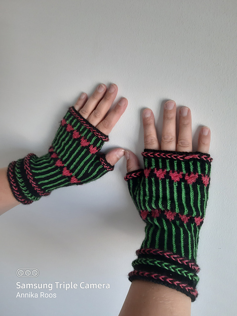 Pink Tulip Half mitts