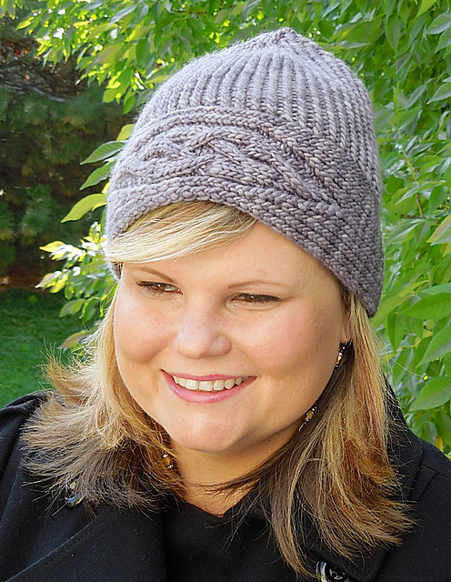 Ravelry: Medallion Beanie pattern by Daniela Nii