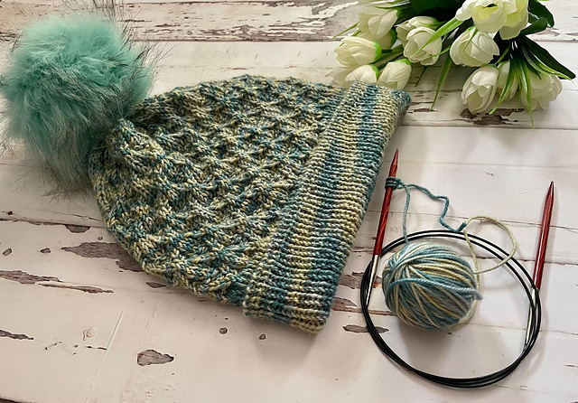Twist Again Hat