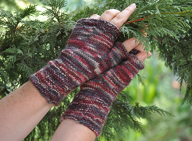 Huggle Mitts