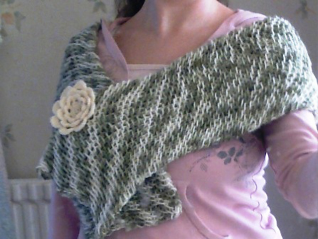 Scarf in variant of Snöstorps-knitting
