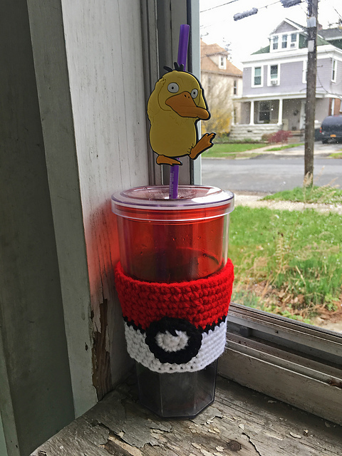 Pokeball Cup Cozy