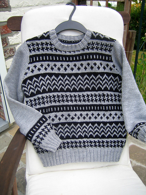 311 Pull jacquard