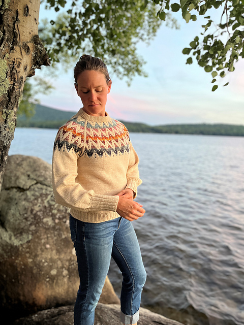 Ravelry: North Sister Sweater pattern by Natascha Tulloch