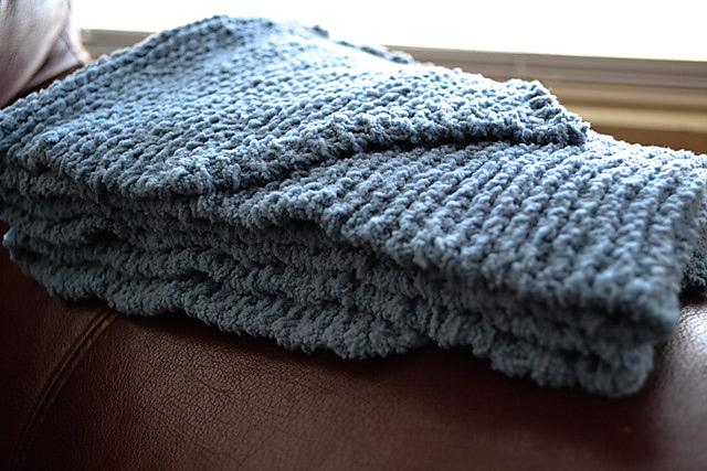 Pointed Garter Scarf