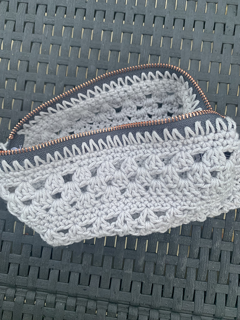 Sofia NO-SEW zip pouch