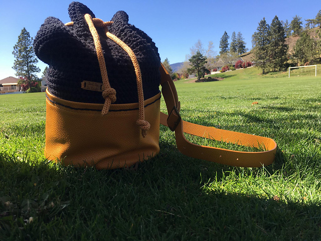 Spring Fling Bucket Bag